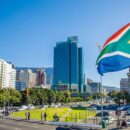 Адвокат из ЮАР призвала разработать регулирование криптовалют из-за роста жалоб на мошенников