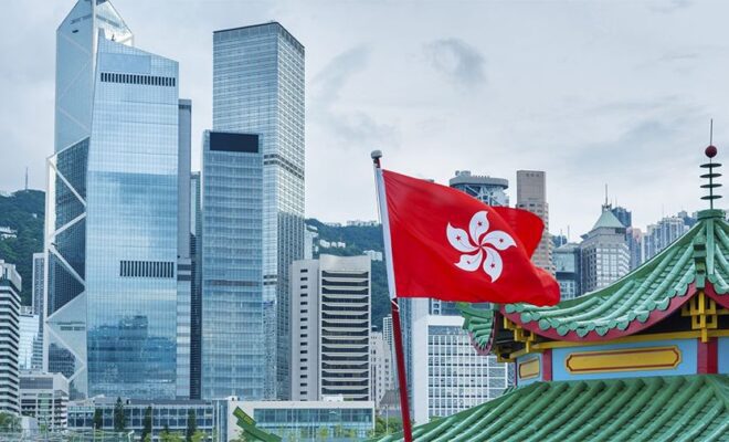 Регуляторы Гонконга запретили неквалифицированным инвесторам вкладывать деньги в криптовалютные спотовые ETF