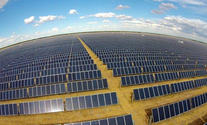 Узбекистан легализовал майнинг криптовалют на солнечной электроэнергии
