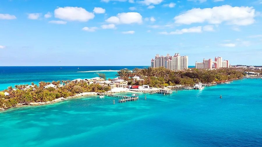 Reuters: Родители Сэма Бэнкмана-Фрида и топ-менеджеры FTX купили недвижимости на Багамах на 1 млн