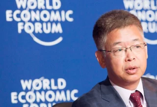 Бывший советник центробанка Китая объяснил причину запрета криптовалют