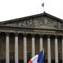 Власти Франции меняют для криптокомпаний сроки получения разрешения на работу